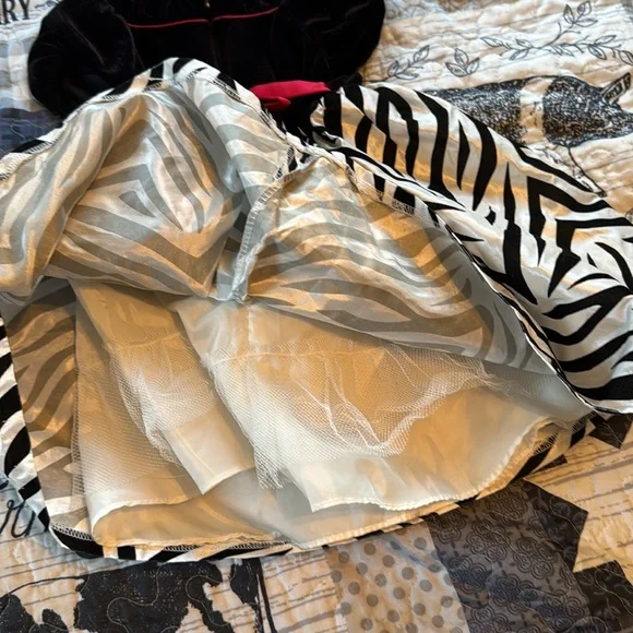 ❄️sale❄️ Dress - Picture 4 of 4